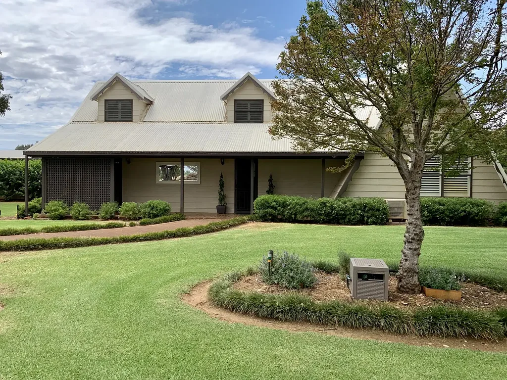 Narromine 5Kwarto 25 Acre Irrigated Lucerne Farm