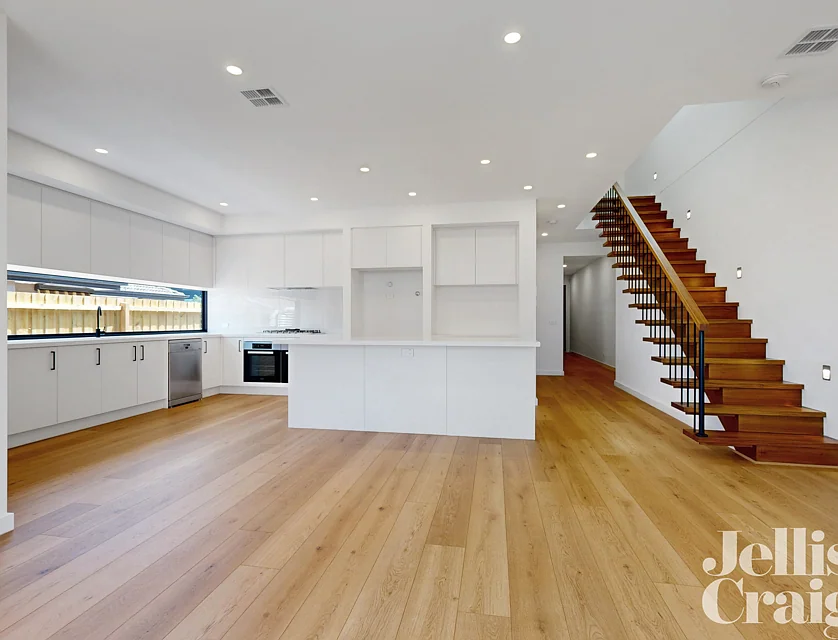 18A Noora Avenue, Bentleigh East, Bayside, 4 ห้องนอน, 3 ห้องน้ำ, Townhouse