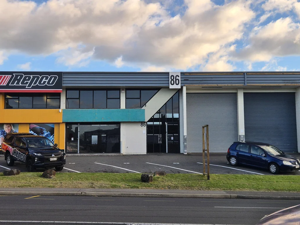 Mount Roskill  High-Profile Road Front Opportunity