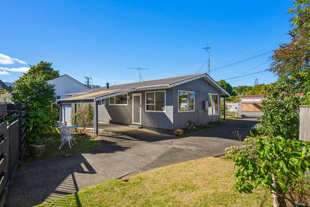 Waikanae 3 Bedroom Affordable Entry with Room to Add Value