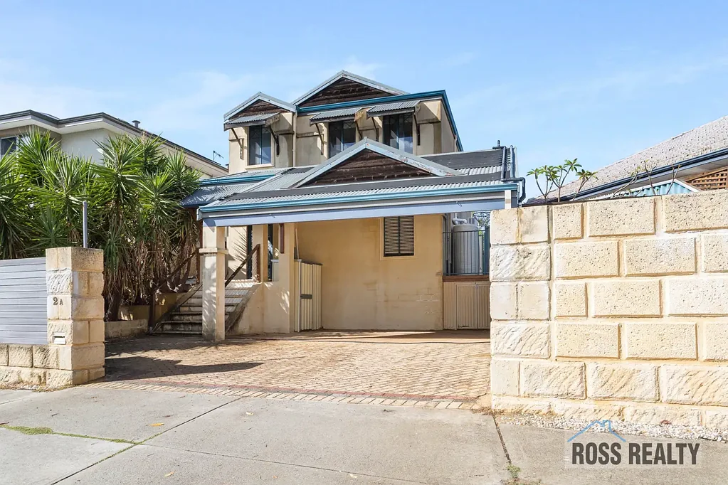 Embleton 3ห้องนอน Green Title Street Front Embleton Beauty with a swimming pool