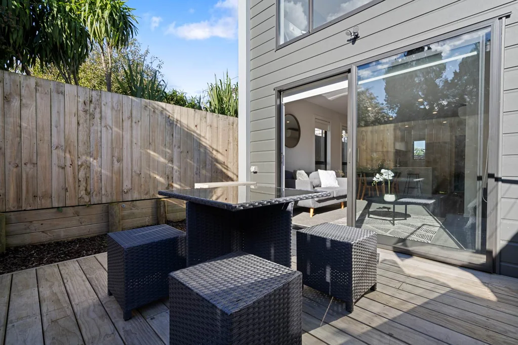 Manurewa 2ਬੈੱਡਰੂਮ Price Slashed – Must Sell!