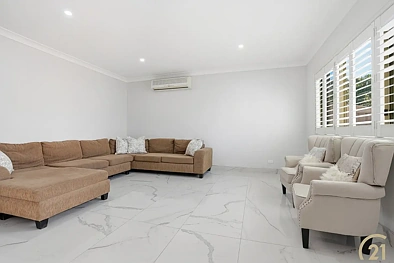 46 Hackett Road, Abbotsbury, NSW 2176, 6 Schlafzimmer, 3 Badezimmer, House