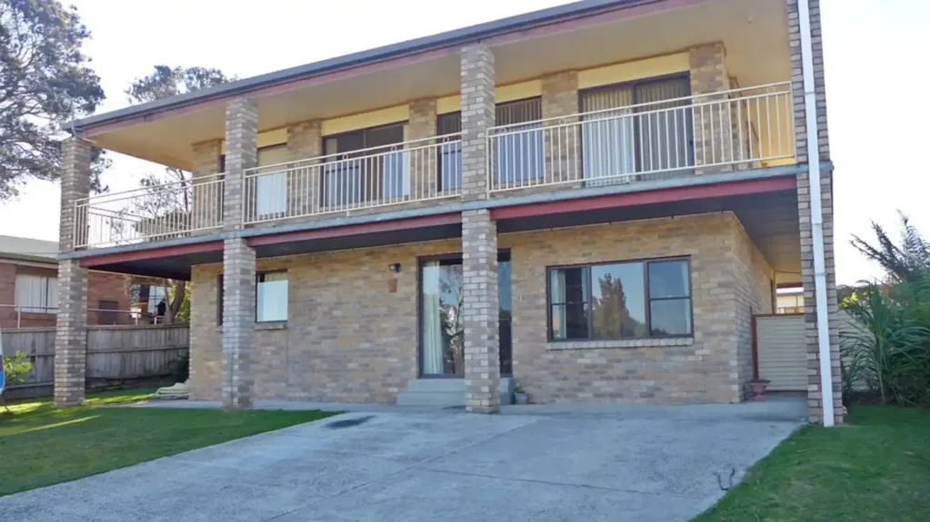Fully Furnished home / Beach Side Living