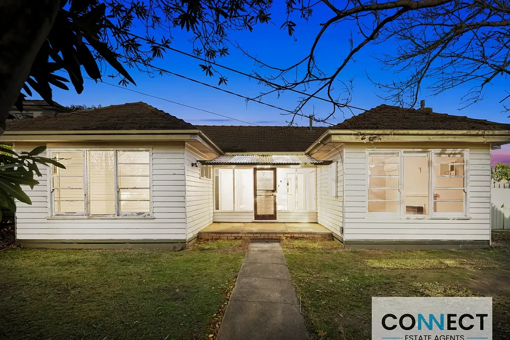 Noble Park 3 Bedroom Nest, Invest or Develop – Endless Potential in Prime Noble Park Location (700m2 approx)
