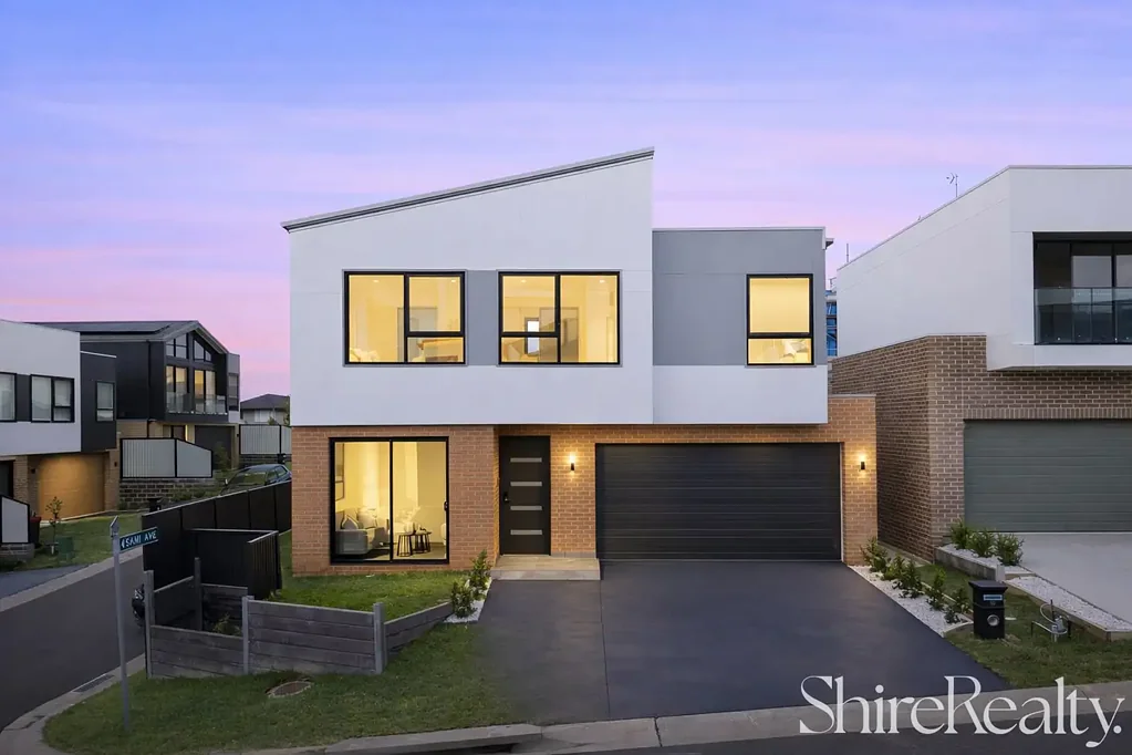 Kellyville 4कमरा Brand new luxury home