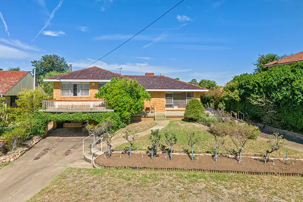 33 Parry Street, Tamworth, NSW 2340