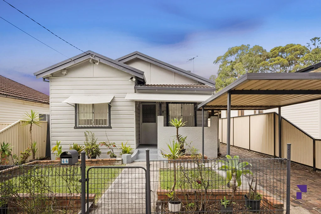 44 Robinson Street North, Wiley Park, NSW 2195
