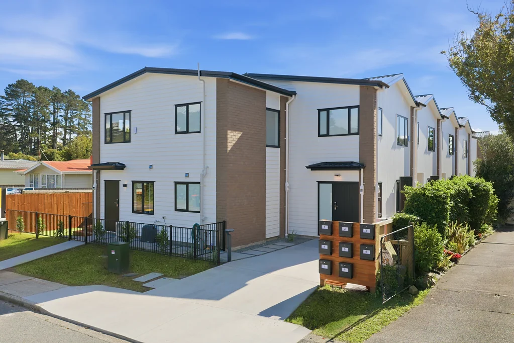 Ranui 3Zimmer Modern Family Living in the Heart of Ranui!