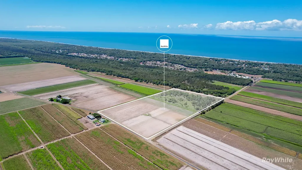 Moore Park Beach IDEAL HOBBY FARM - SPACE, SERENITY & POTENTIAL