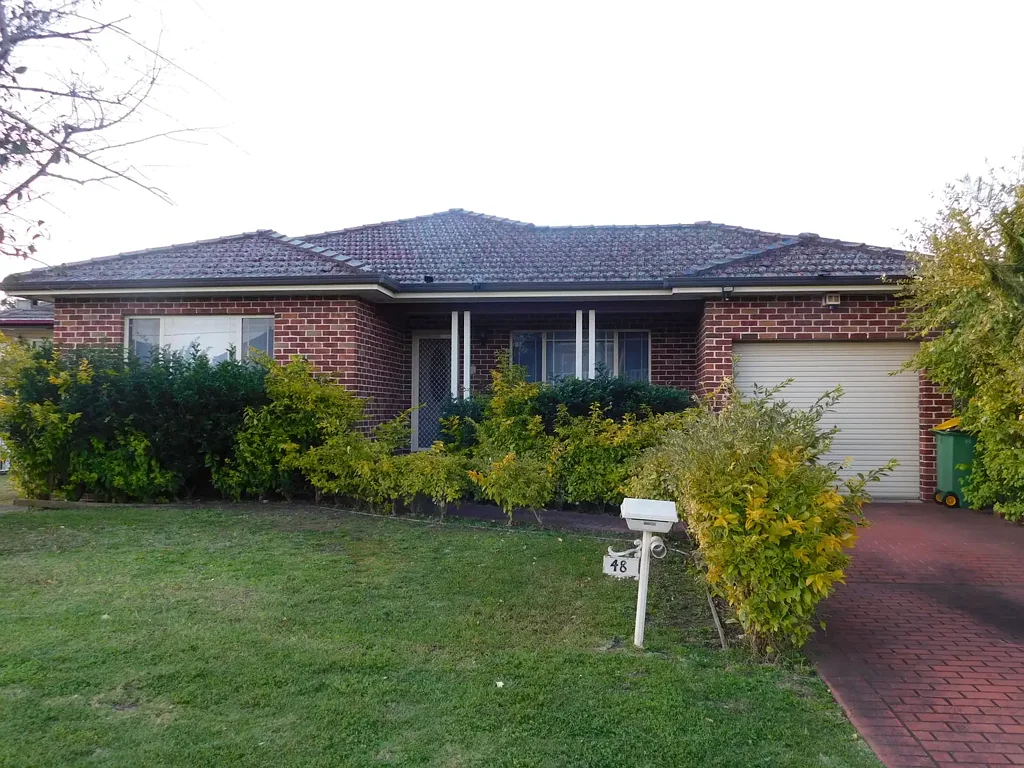 Great Location - New Kitchen Appliances