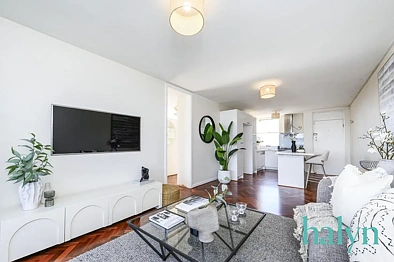 West Perth 2 Bedroom Skyline Views, Modernised & Vacant!