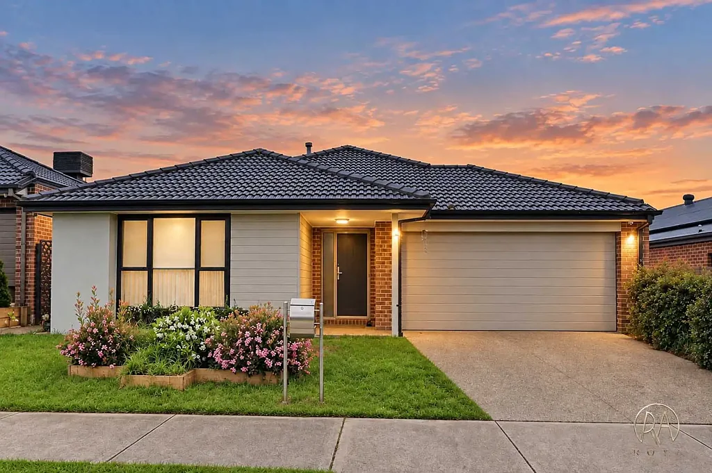Beveridge 5कमरा Sophisticated Family Living with Space, Style & Comfort