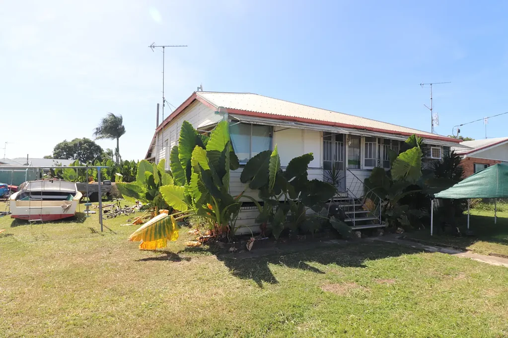 Ayr 4 Bedroom Make it Your own