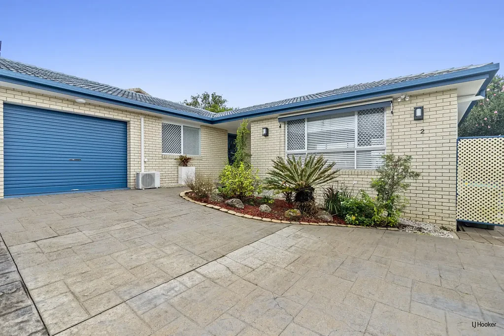 Banora Point 3 Bedroom Spacious, Private & Immaculate Duplex Living in Banora Point