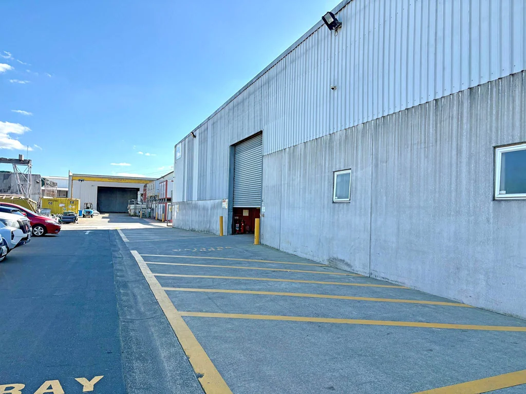 East Tamaki 1,205M² HEAVY INDUSTRIAL UNIT FOR LEASE