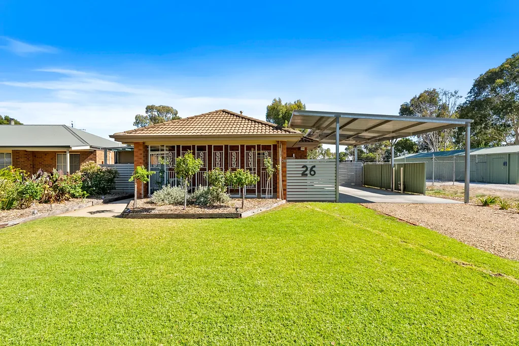 Tocumwal 4房  Simply Move In, Relax and Enjoy – It’s All Been Done