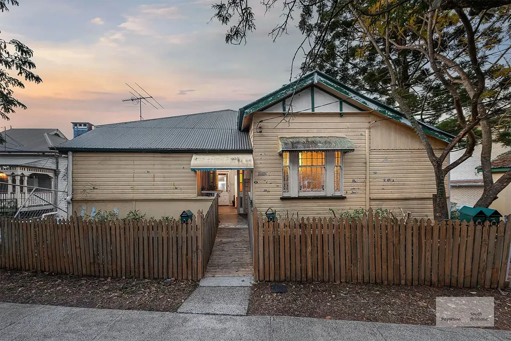 92 Dornoch Terrace, Highgate Hill, QLD 4101
