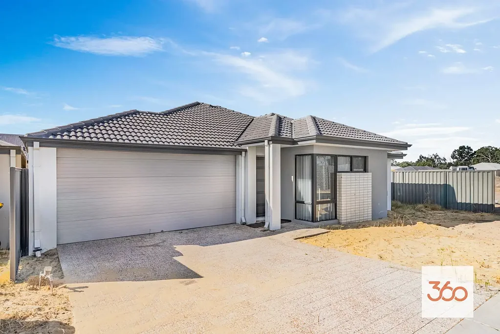 Dayton 4ห้องนอน A Contemporary Home Designed for Easy Living in Dayton