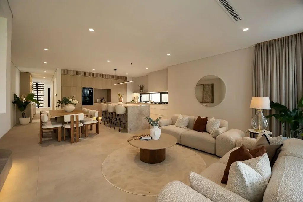 Strathfield 5房 全新五卧奢宅 26 Willee Street 阳光充沛 朝北设计 主卧套房 客人套房 高端厨房 泳池露台 精英学区 绿树街道 智能家居 太阳能充电 Superb Architecturally Designed Residence For Contemporary Easy Living
