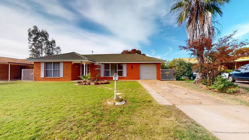 Move into Mackay