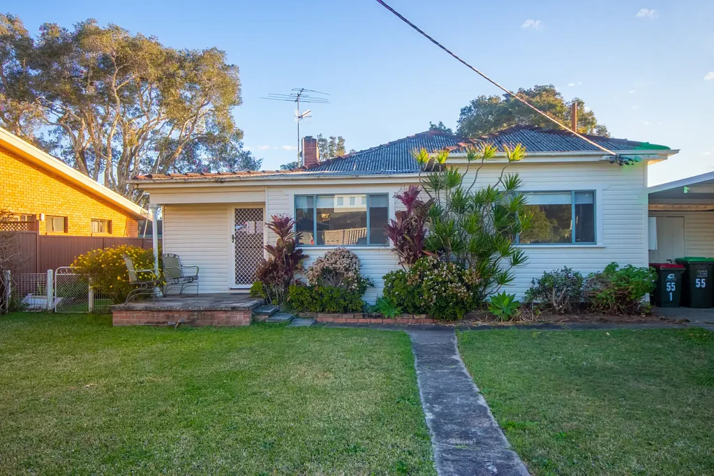 Walking Distance to Beach And Cafes