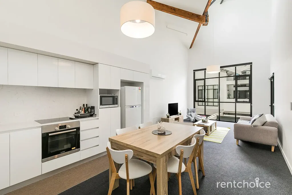 Furnished apartment with Modern living in a historic location!
