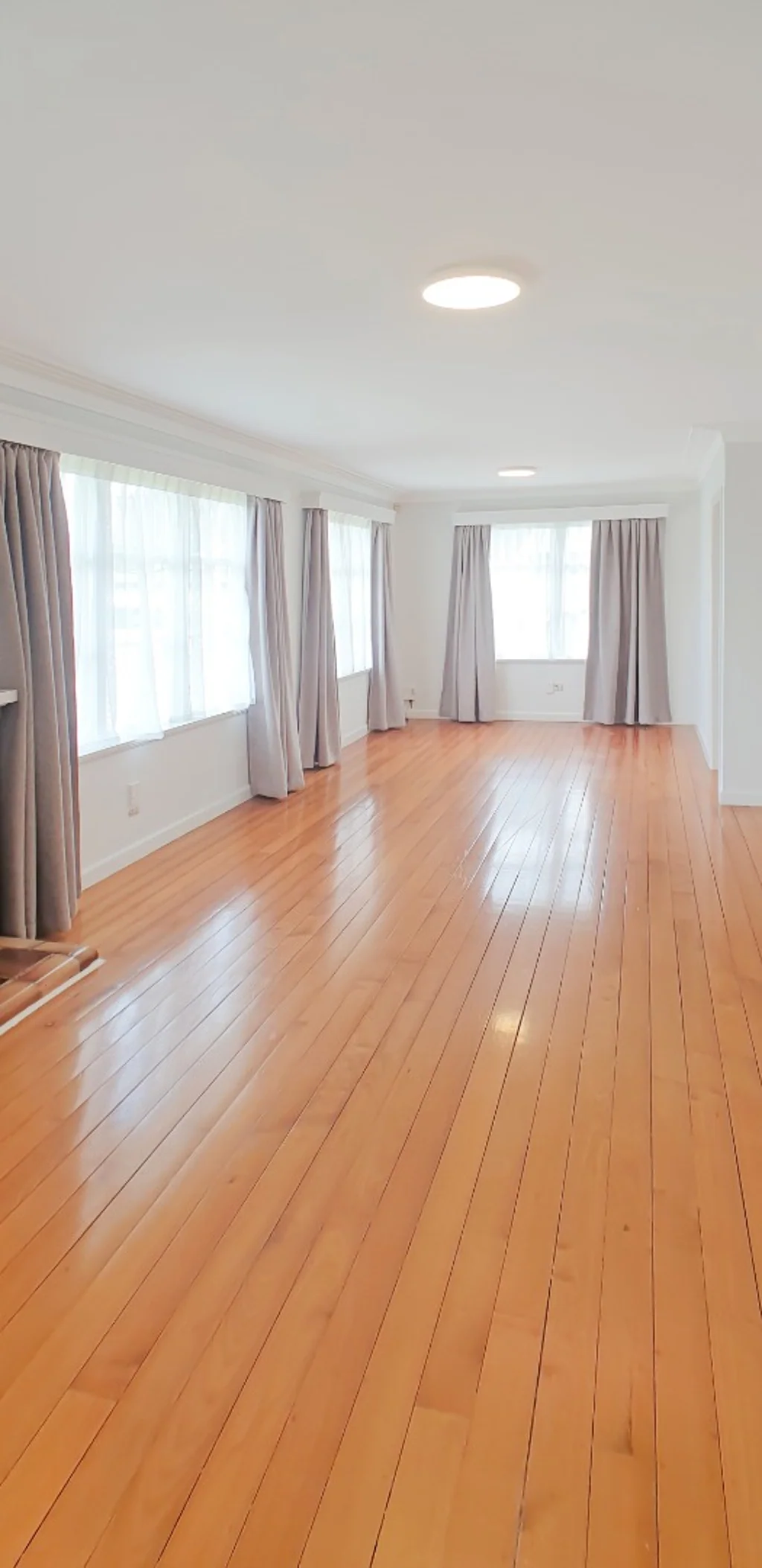 REMUERA - GREAT HOME CLOSE TO SCHOOLS