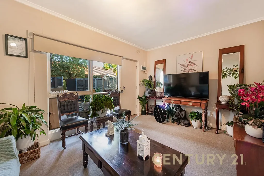 2/4 Holloway Street, Ormond, VIC 3204