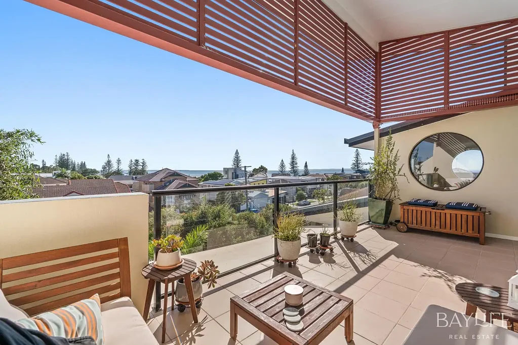 Scarborough 3Kwarto Coastal Penthouse Living in a Prime Beachside Pocket
