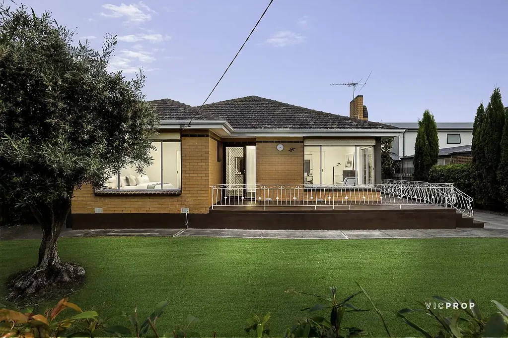 Fawkner 3房  Period-Perfect Charm with Renovated Comfort