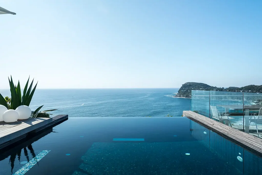 Palm Beach 5غرفة نوم Oceanfront sanctuary with unparalleled views
