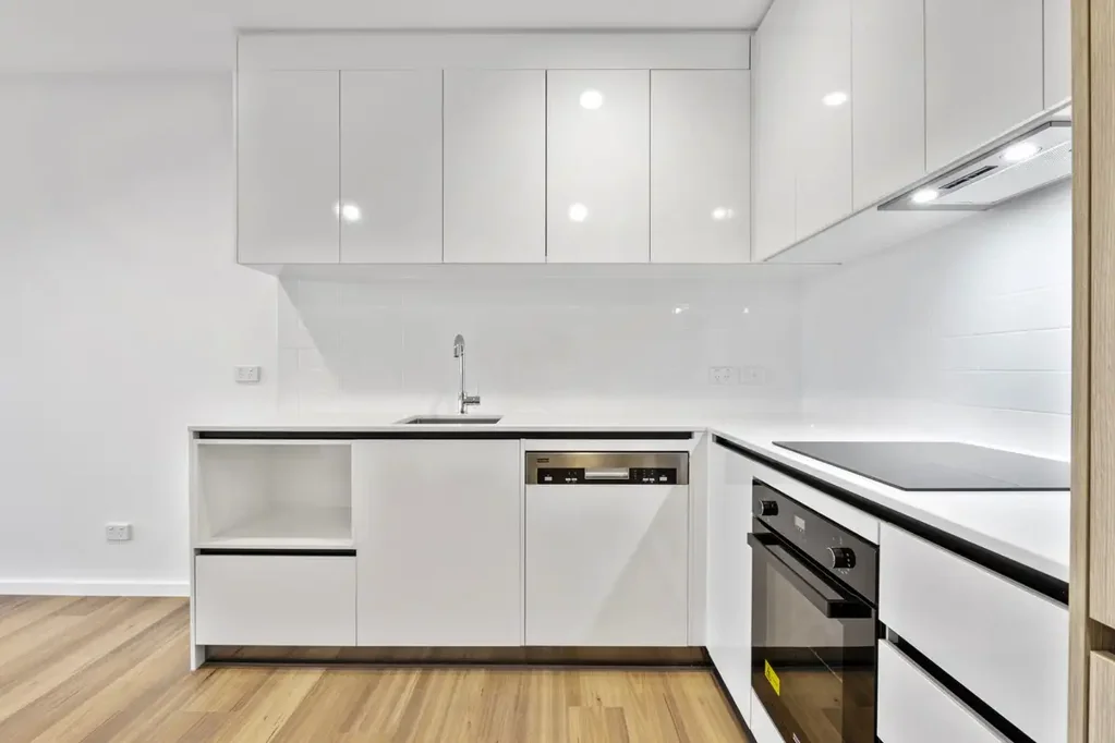 Convenient Location, Spectacular Outlook