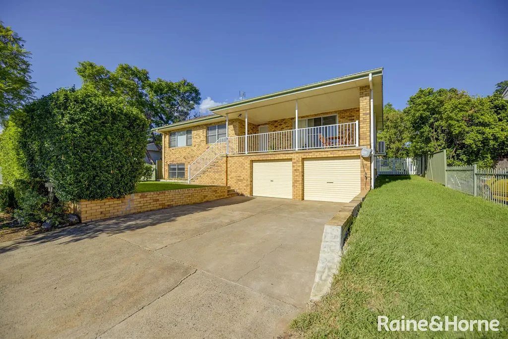 7 Minnamurra Crescent, Tamworth, NSW 2340