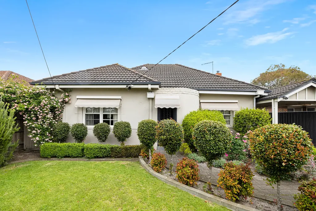 20 Sixth Street, Parkdale, VIC 3195