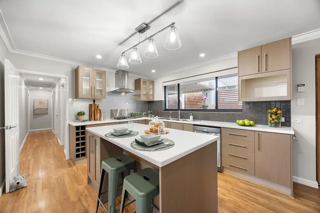 140 Leach Highway, Wilson, WA 6107