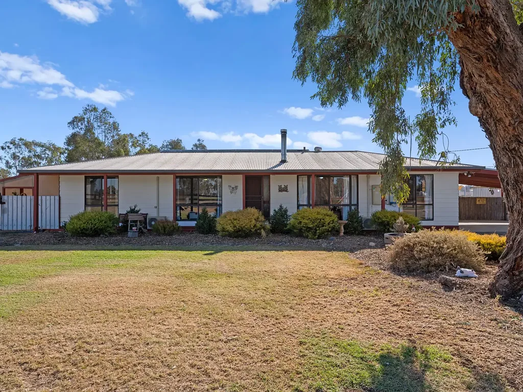 30 Trewin Road, Goorambat, VIC 3725