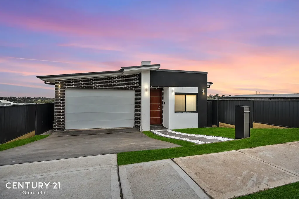 39 Julius Road, Rosemeadow, NSW 2560