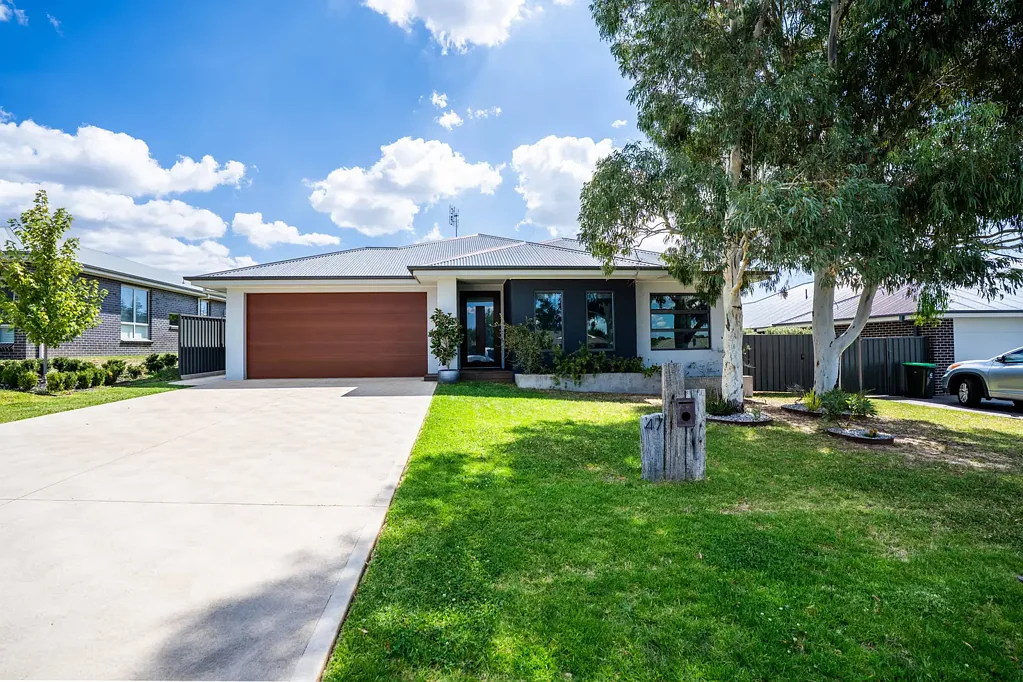 47 William Maker Drive, Orange, NSW 2800
