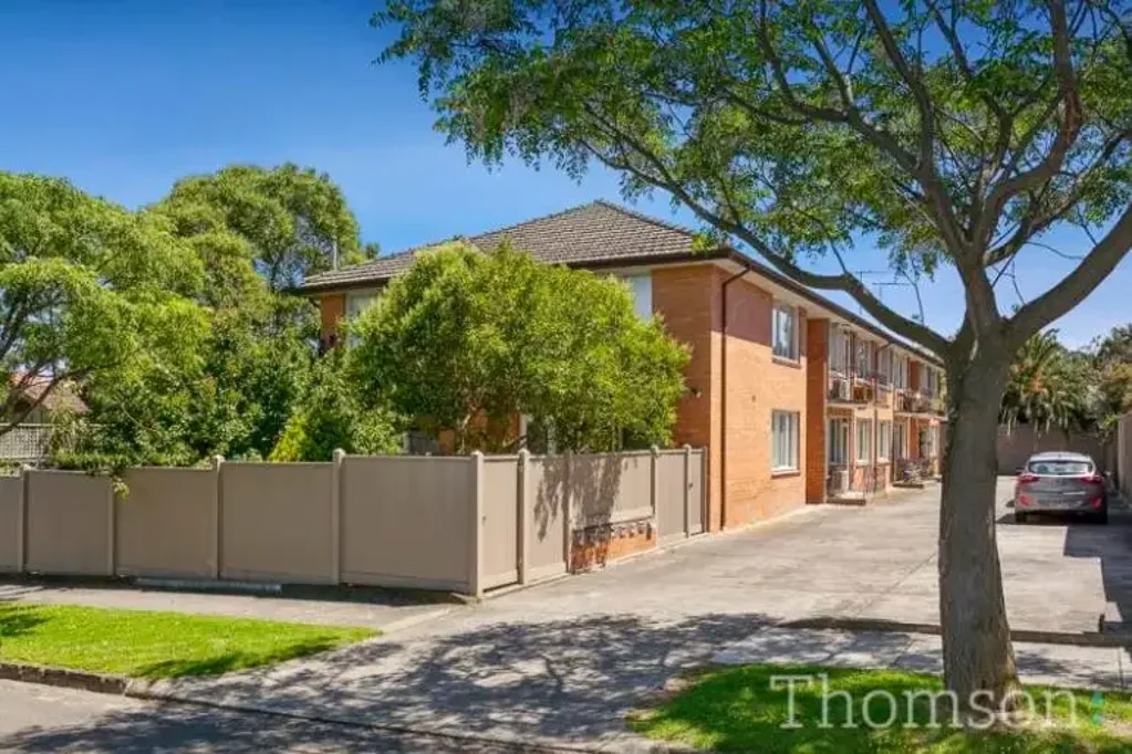 2 Bedroom ground floor apartment