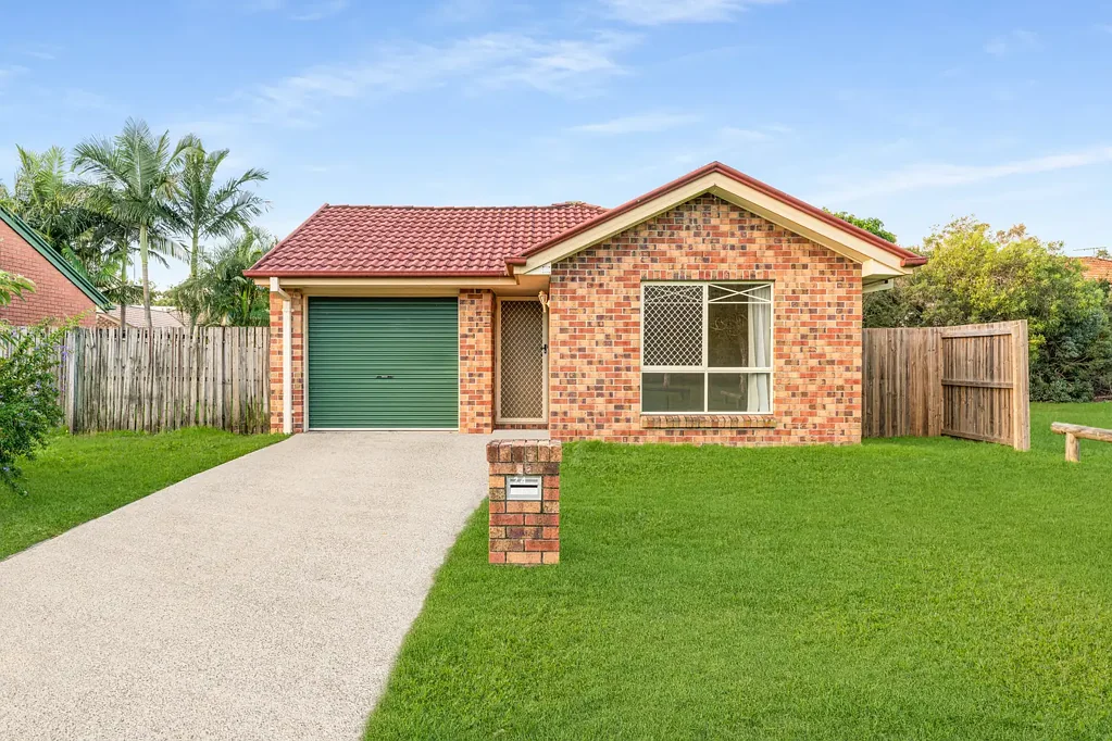 24 Oakwood Drive, Waterford West, QLD 4133