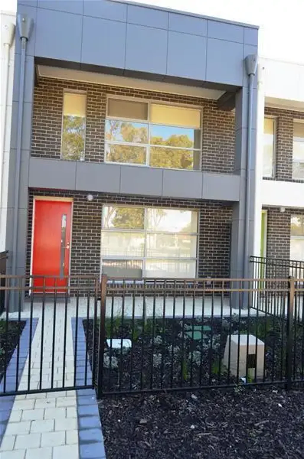Immaculate Townhouse