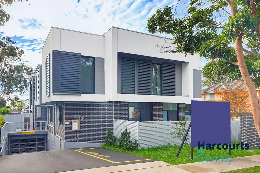 4-Bedroom Townhouse in Prime Girraween Location!