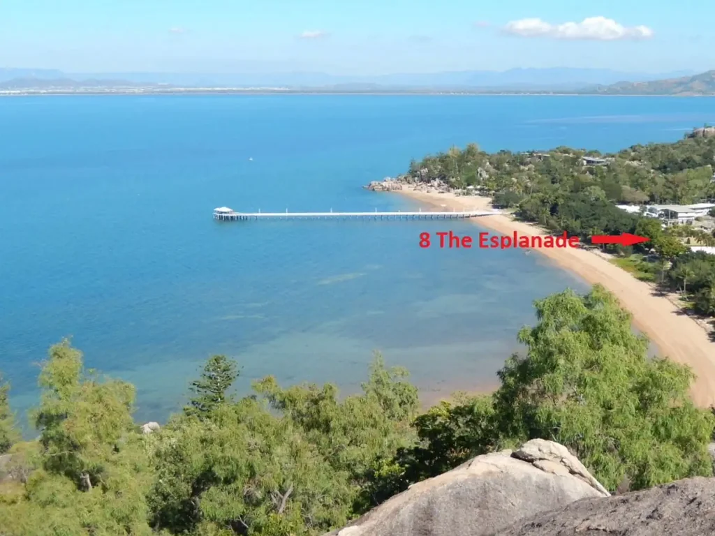 Picnic Bay 3침실 UNIQUE RESIDENTIAL & COMMERCIAL BEACHFRONT OPPORTUNITY.