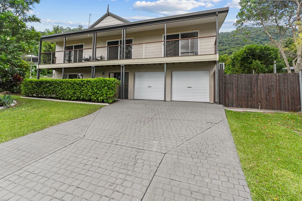 17 Hermes Close, Mooroobool, QLD 4870