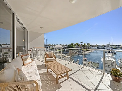 Minyama 3房  The best of Coastal and Beach lifestyle with your boat moored right out front