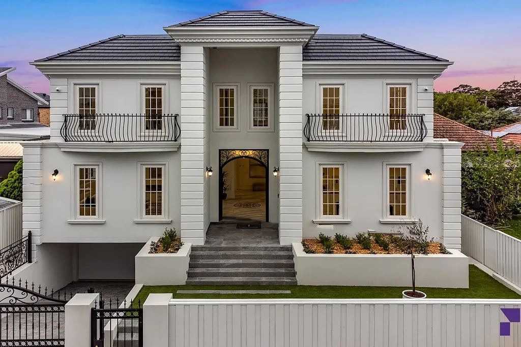 15 Waterloo Road, Greenacre, NSW 2190