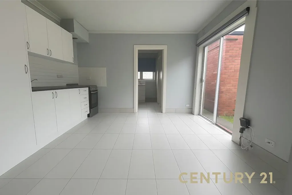 Private & Peaceful Living in a Prime Dandenong Location