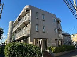 Sumitomo Forestry tops Australia's home builder rankings as new starts climb 9.4% in 2025–26