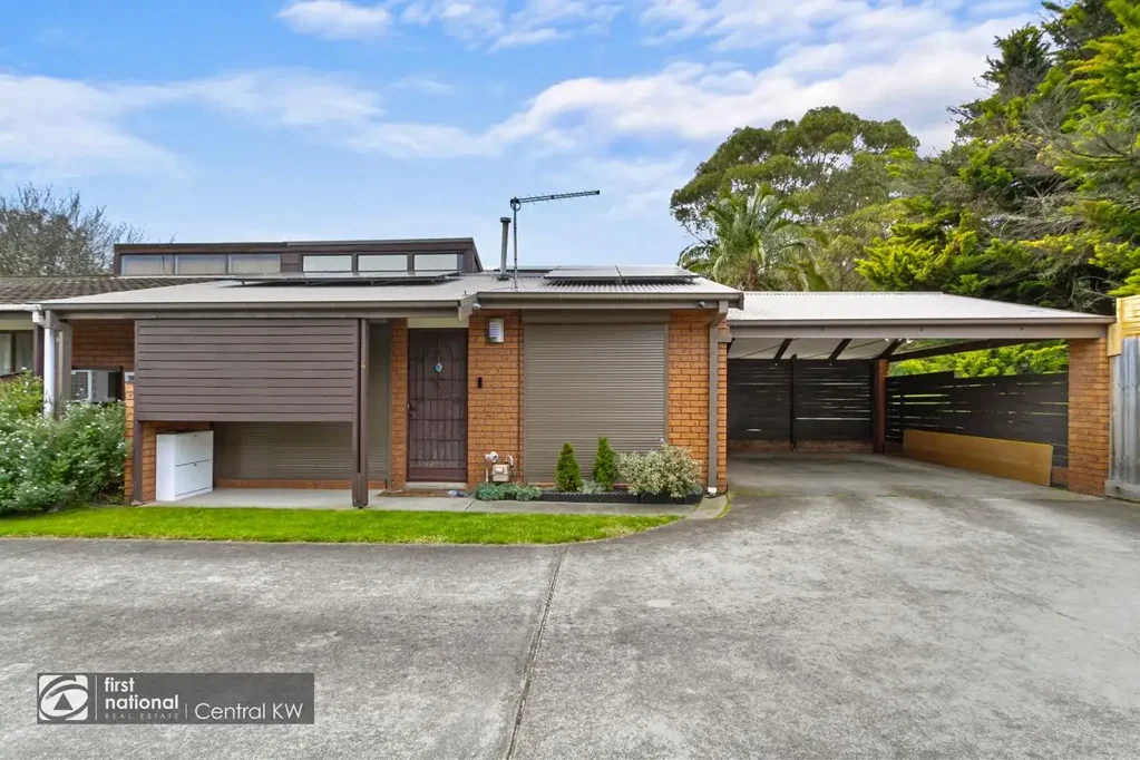 Unit 4/13-15 Gwalia Street, Traralgon, VIC 3844
